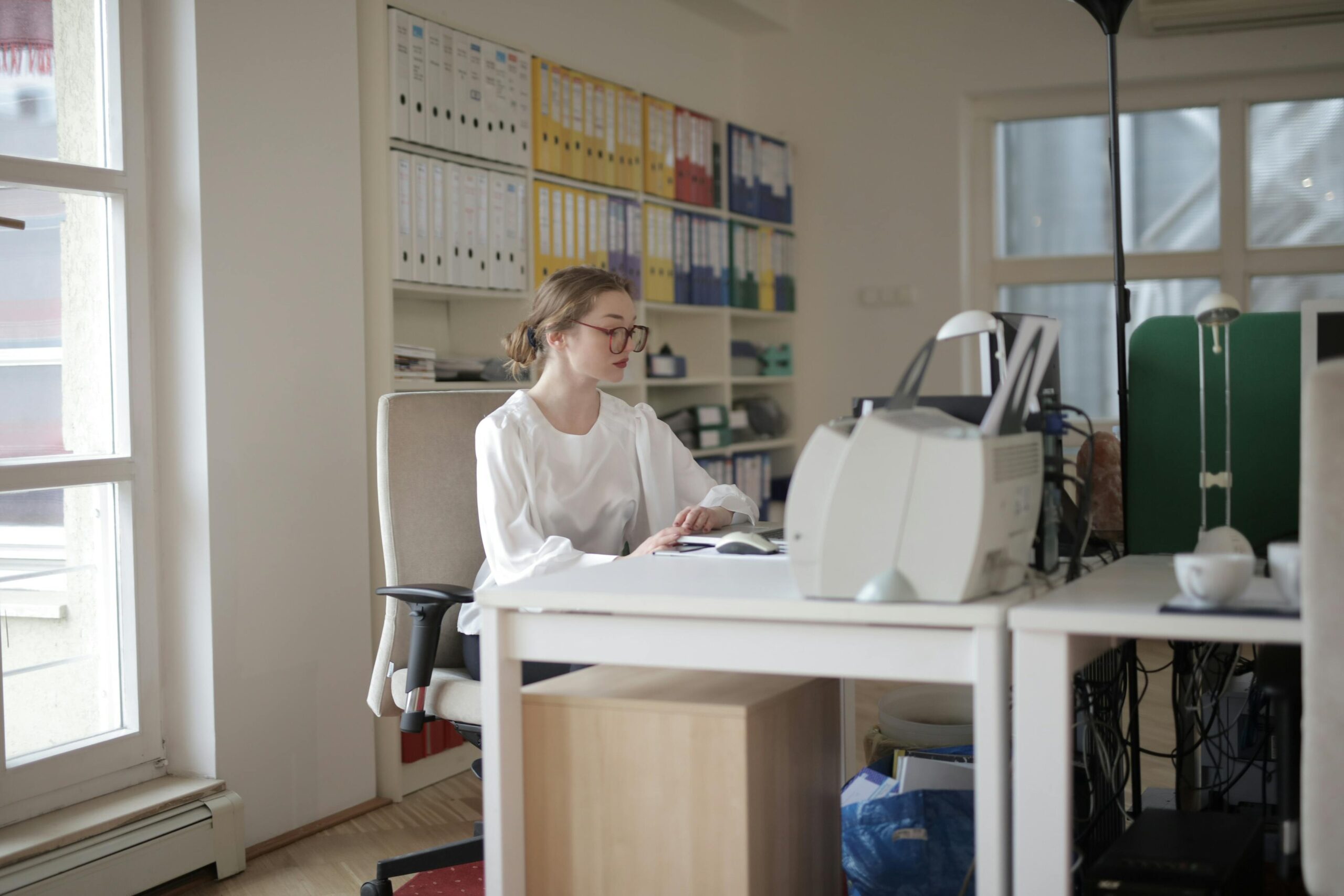 Quel âge pour devenir secrétaire médicale ? Reconversion tardive possible ?
